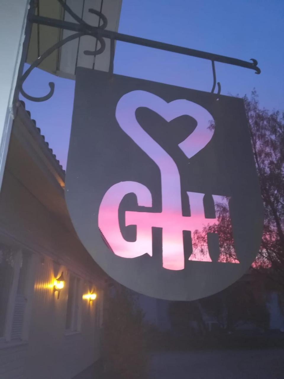 Gasthaus Henri Raisio Luaran gambar